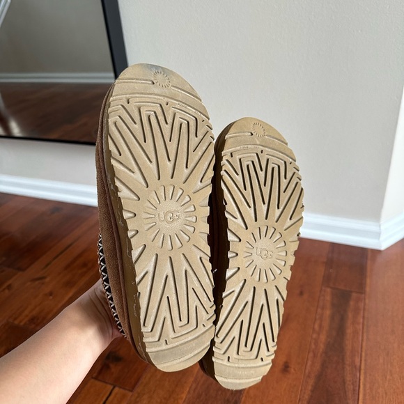 UGG Tasman - Picture 6 of 6